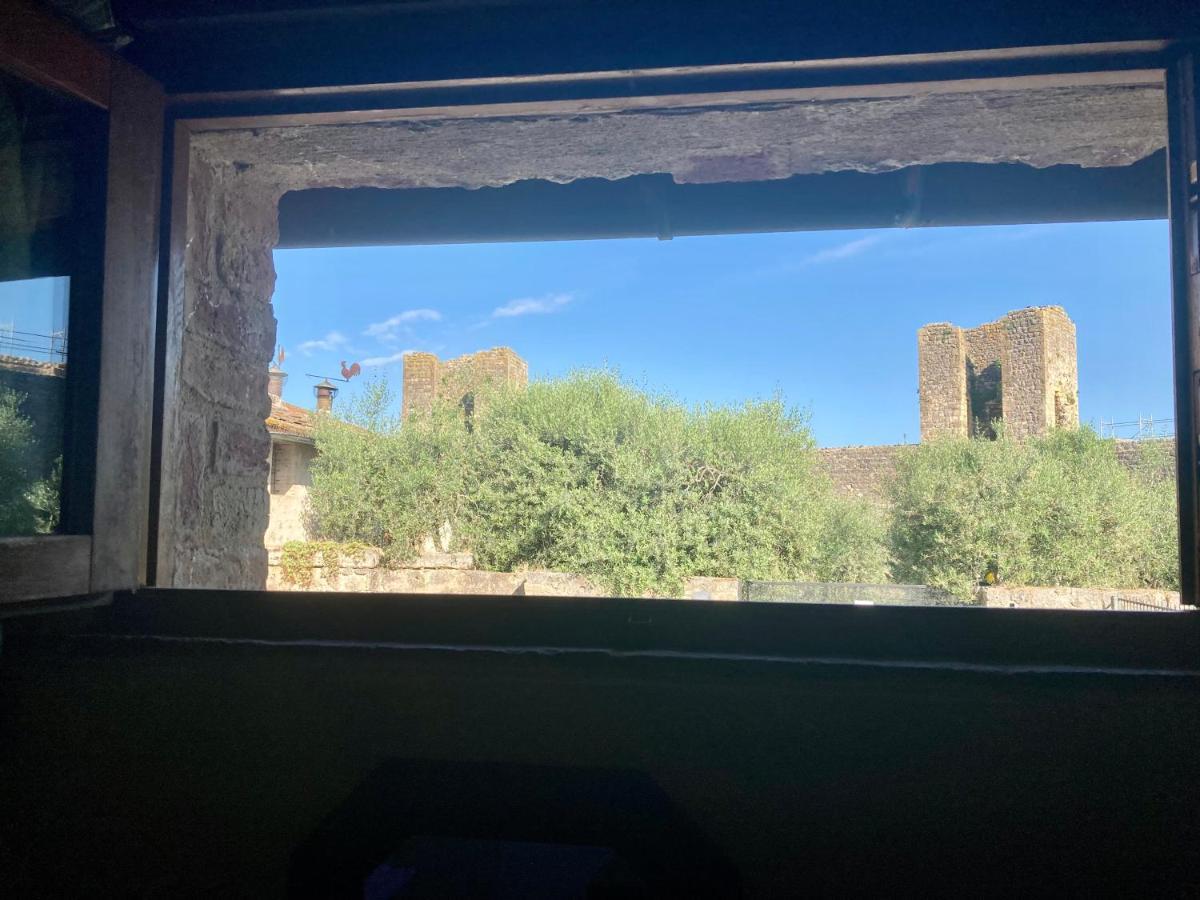 Monteriggioni Castello Villa ภายนอก รูปภาพ